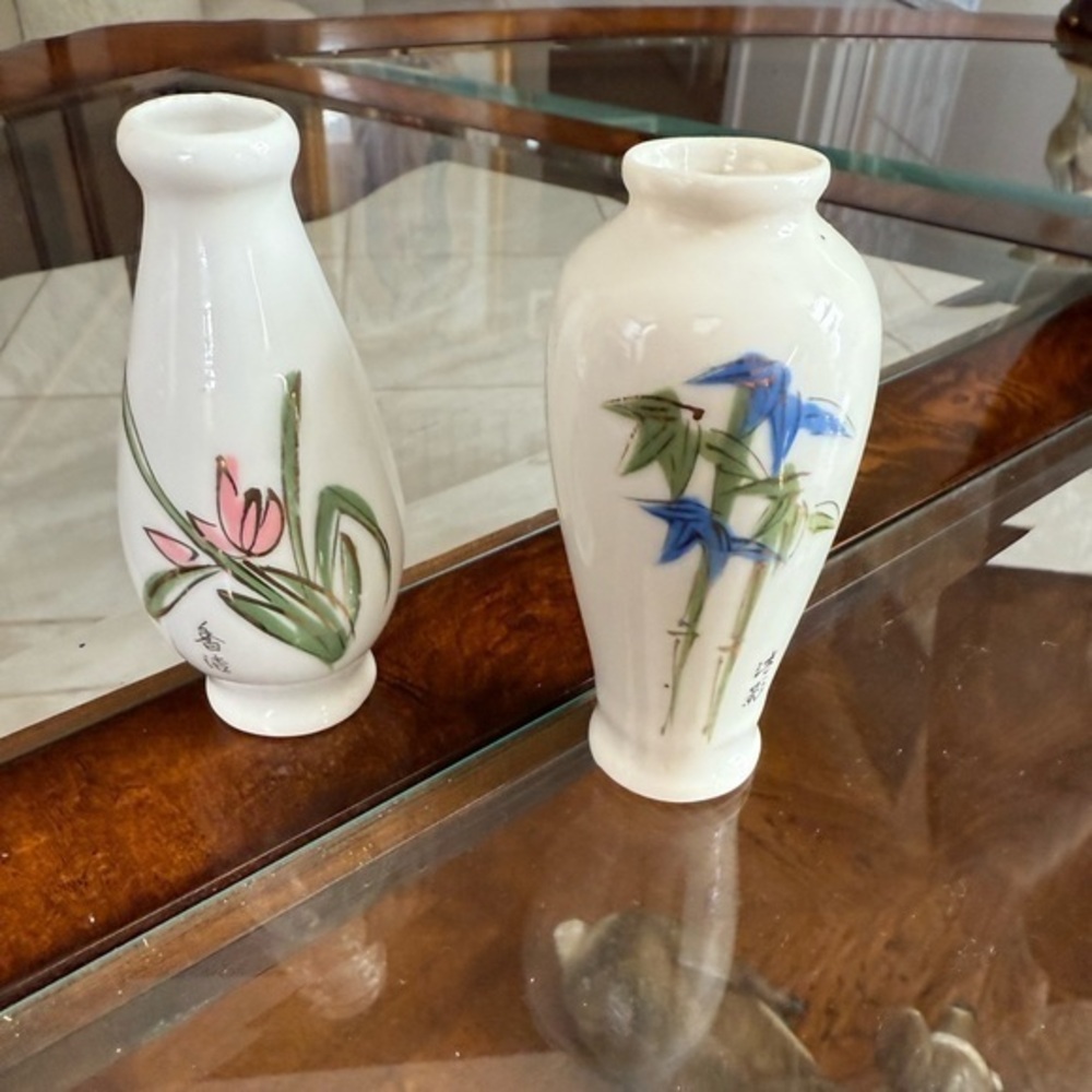 Vintage Japanese Flower Vase Set